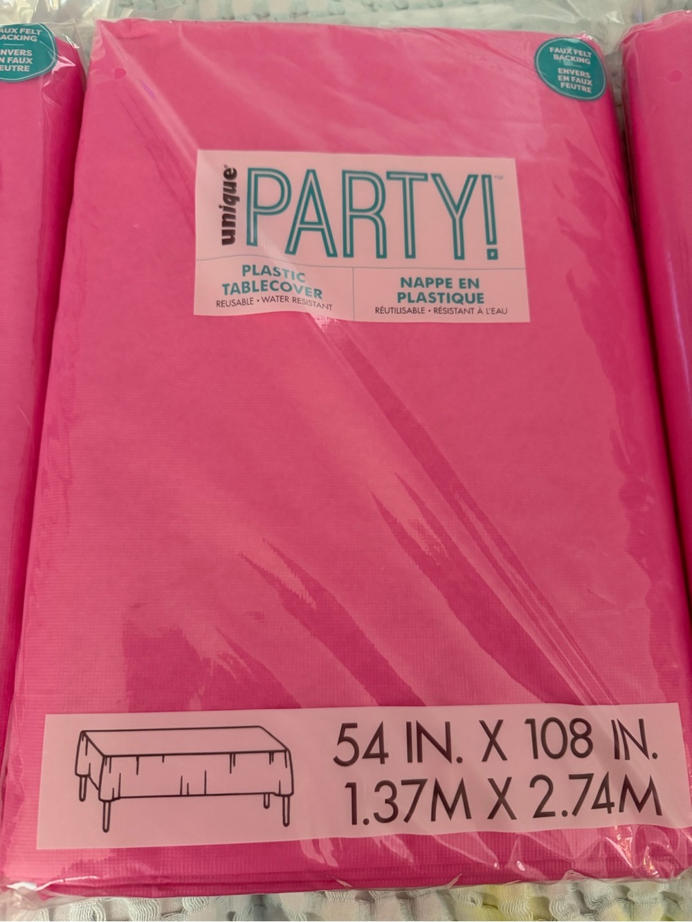 Nique PARTY! Pink Plastic Tablecover - Bright Pink Party Tablecloth pack of 3
